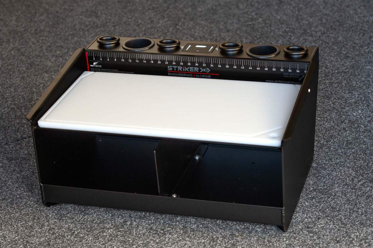Bait Station with Storage - 600 Wide